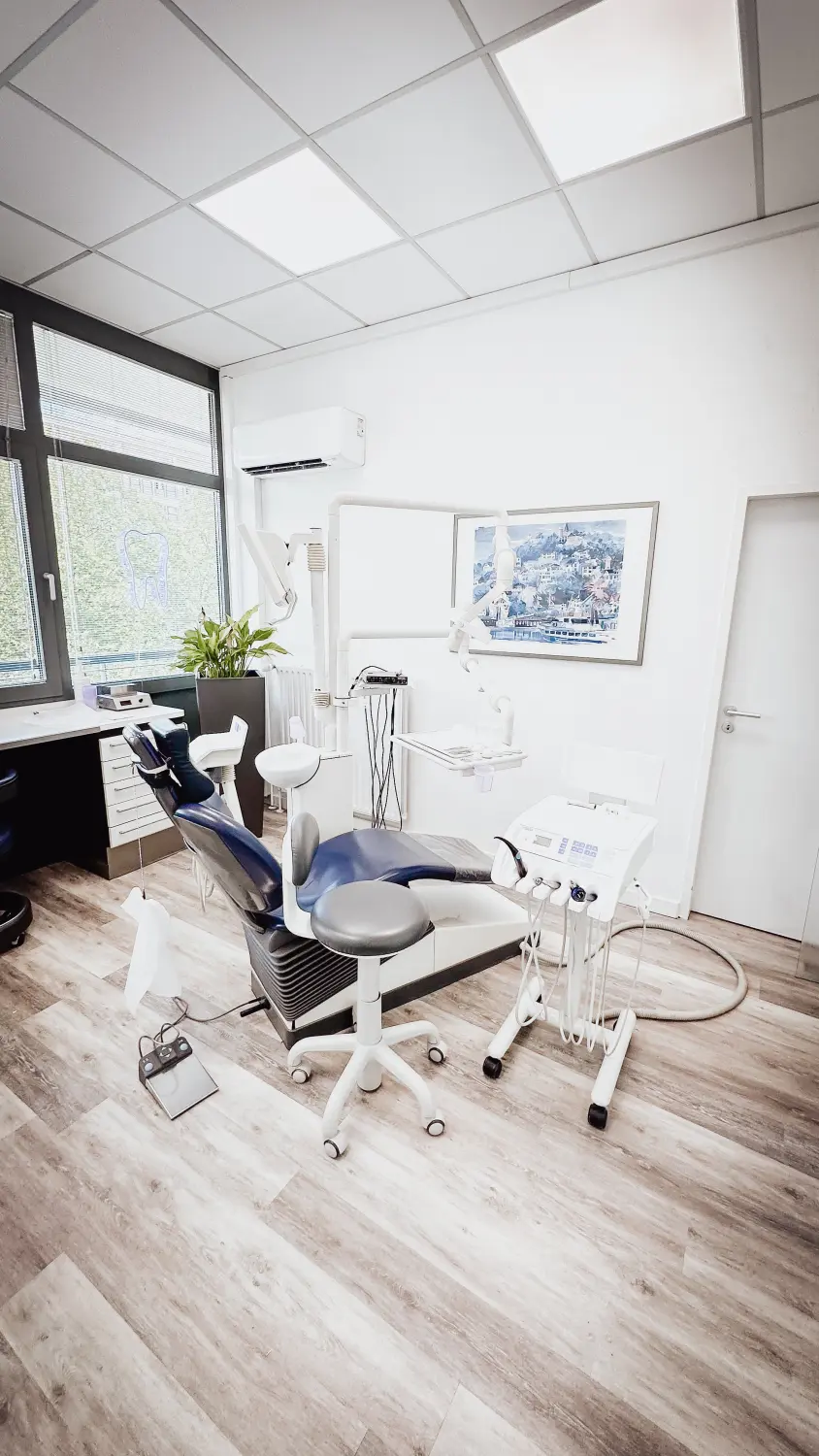 Zahnarztpraxis - Steilshoop-Raum